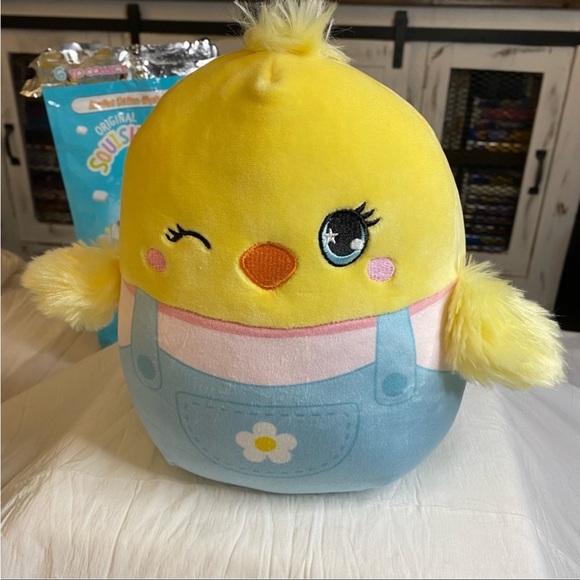 Squishmallows Aimee Chick Limited Edition Easter - Picture 1 of 3